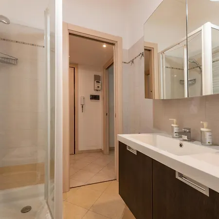 Guest Planet Maison Citta Studi Argonne M4 *